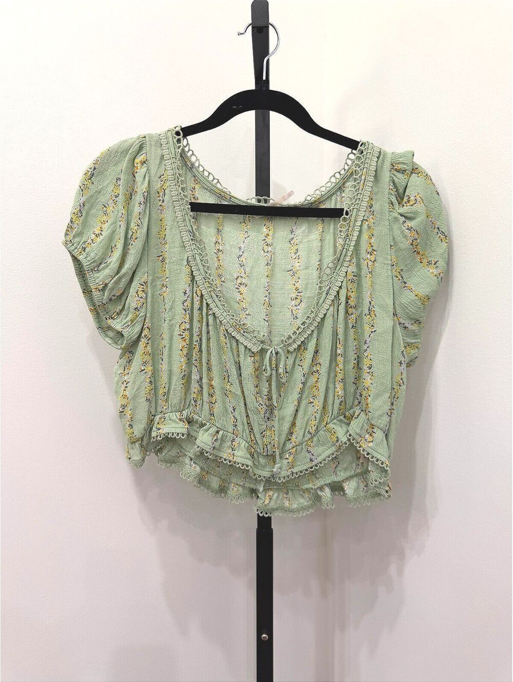 Free People Green Floral Puff Sleeve Crop Top Size Large